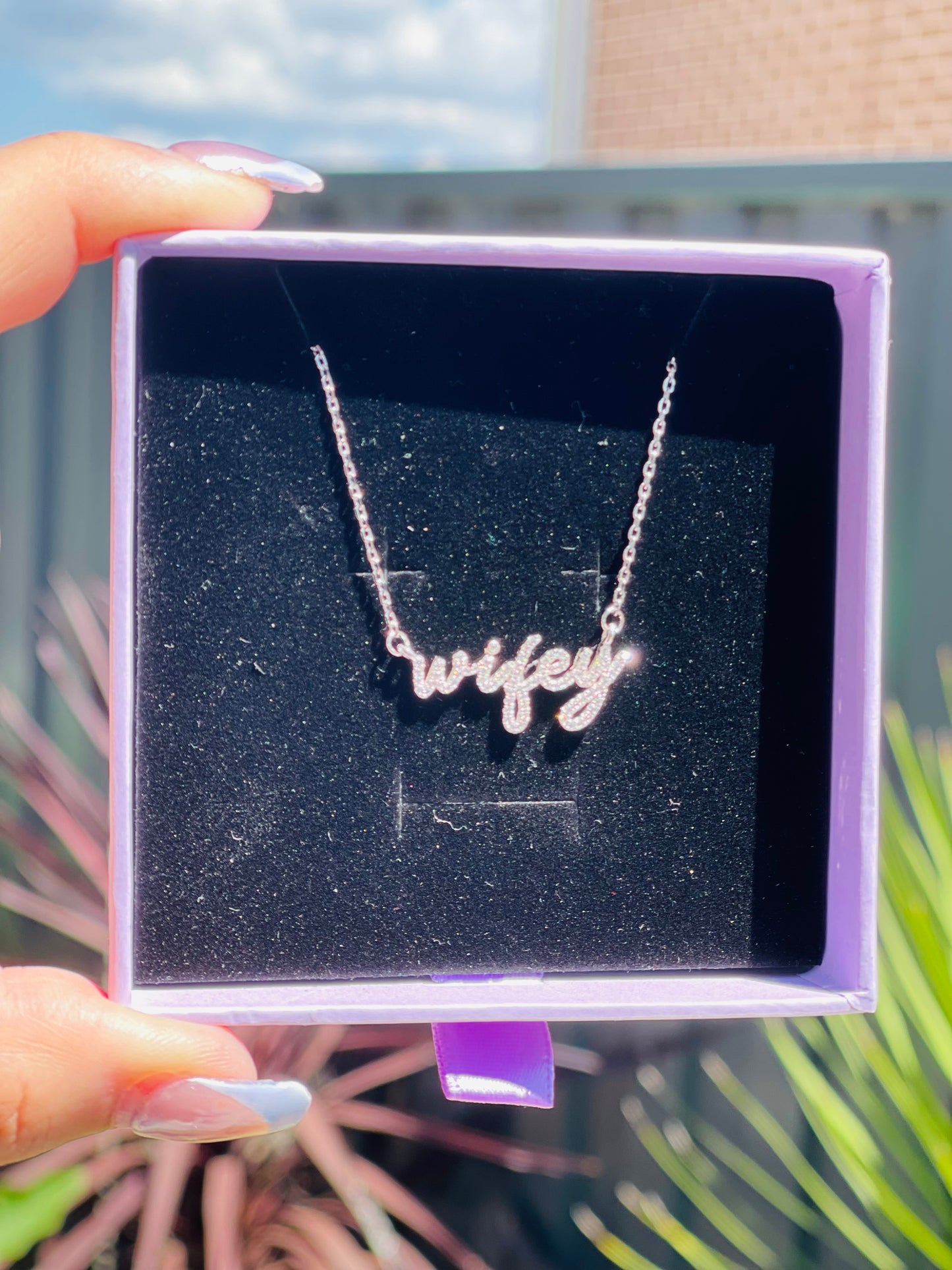 Wifey necklace